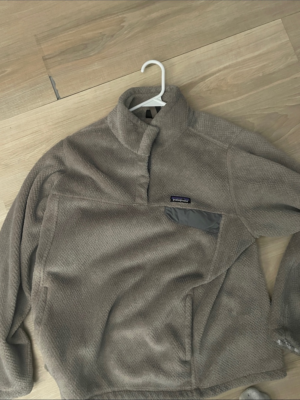 Patagonia Men’s Taupe/Brown Quarter-Zip Fleece Pullover